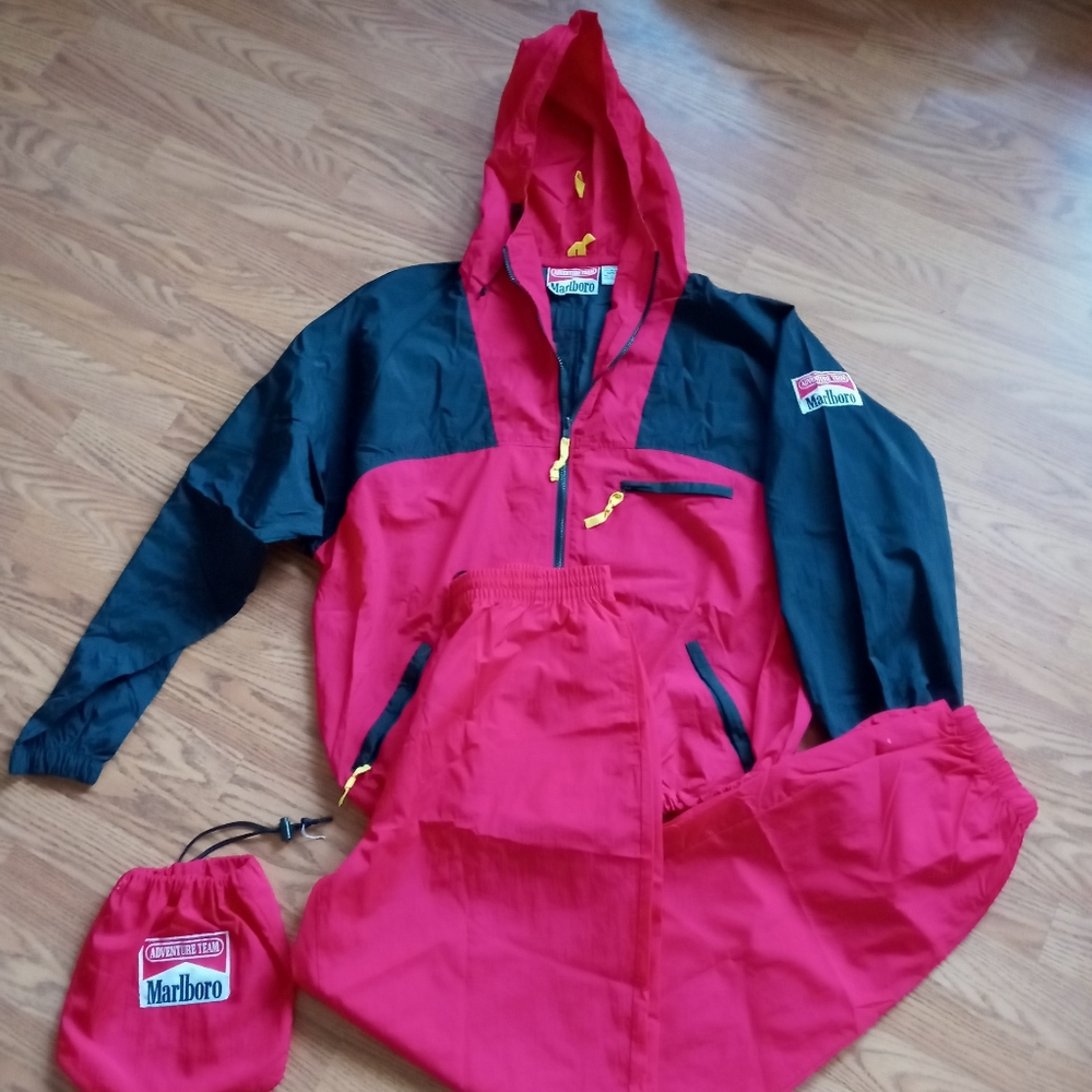 Like New Vintage Marlboro Tracksuit - Size L (Love retro?  Halloween?  Read on!)